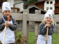 Das Steirerhof-Team beim Vorbereiten des Projektes "Schule am Bauernhof"