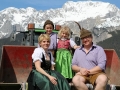 Das Steirerhof-Team beim Vorbereiten des Projektes "Schule am Bauernhof"